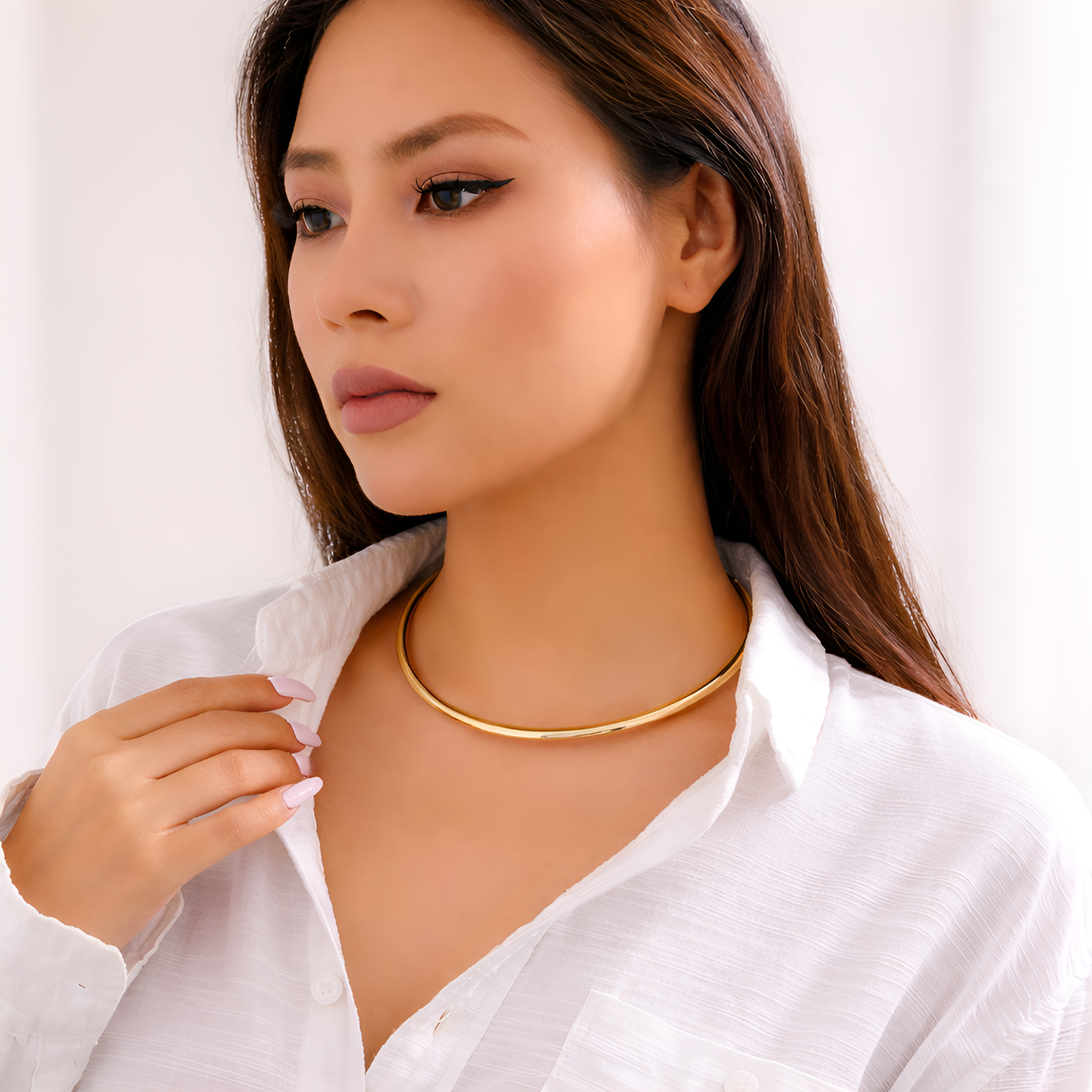 Linea Choker Necklace