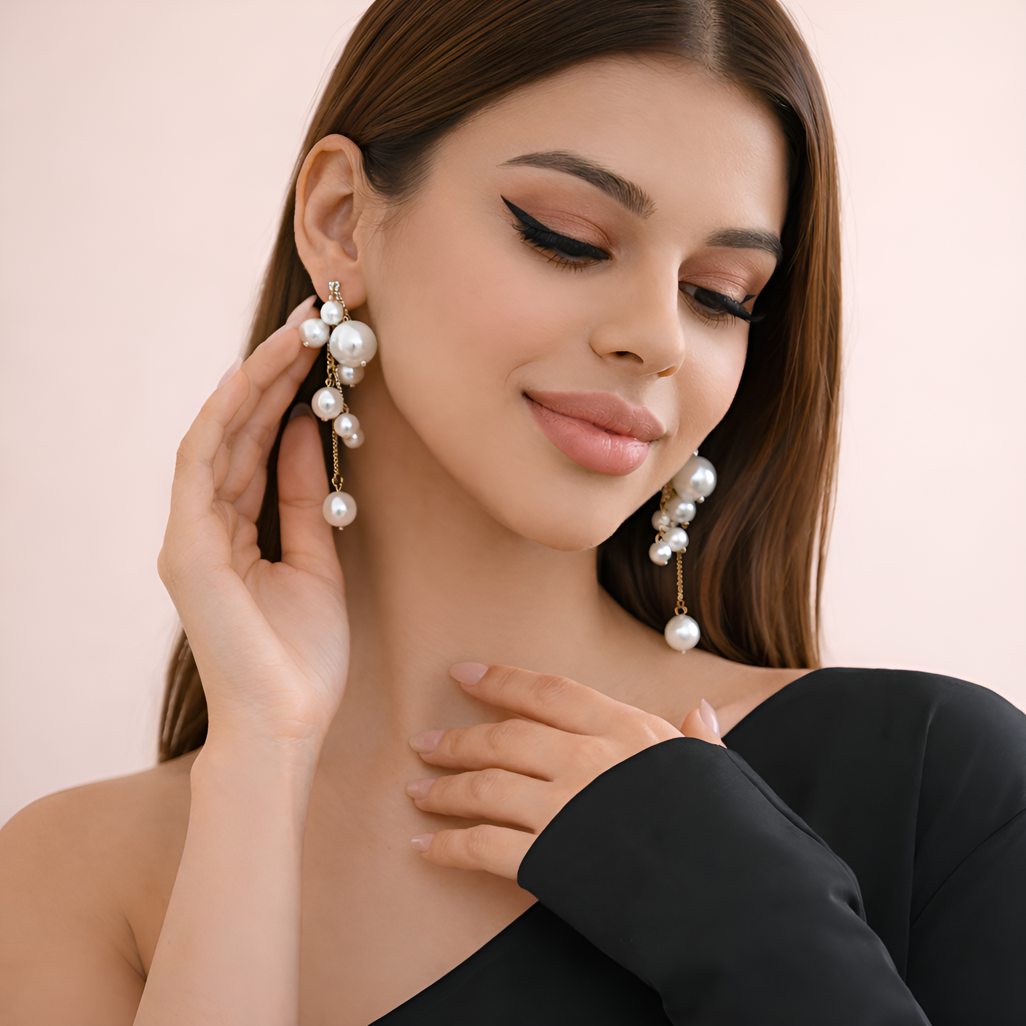 Solene Pearl Earrings